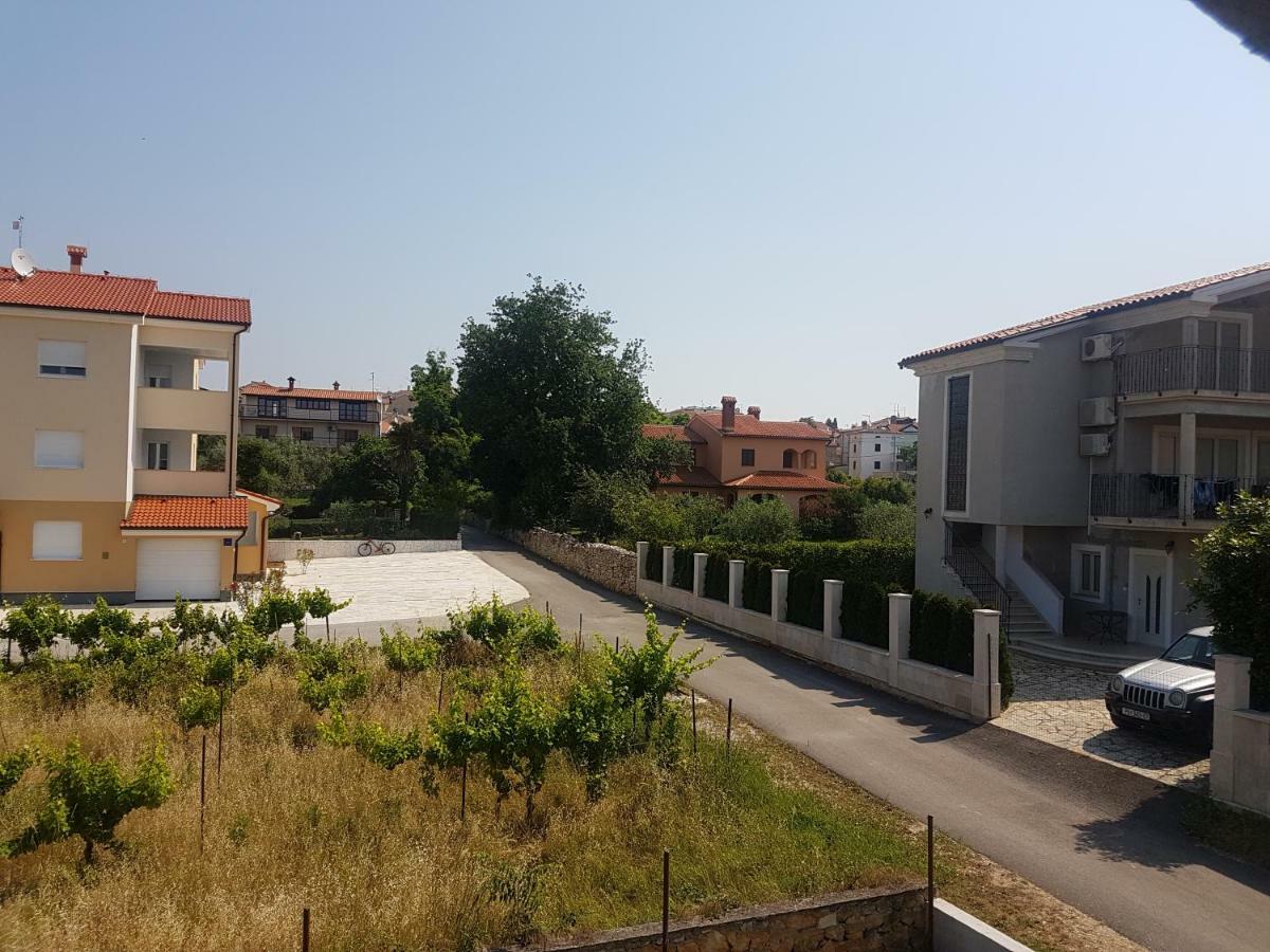 Apartments Zova Медулин Екстер'єр фото