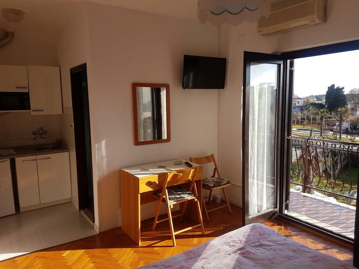 Apartments Zova Медулин Екстер'єр фото